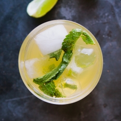 Green tea mojito