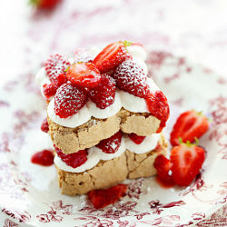 Strawberry Angle Food Cake