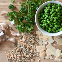 Peas and Orzo with Parsley Pesto