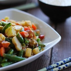 Vegetable Stir Fry with Peanut Sauce