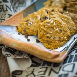 Chocolate Chip Pumpkin Cake Cookies