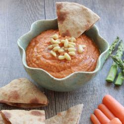 Roasted Red Pepper & Garlic Hummus