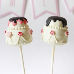 Wedding Cake – Cake Pops