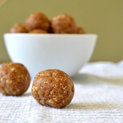 Coconut Apricot Energy Bites