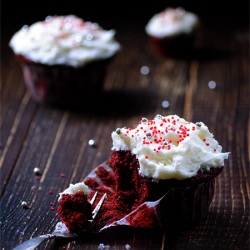 Red-Velvet-Cupcakes