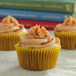 Homemade Butterbeer Cupcakes