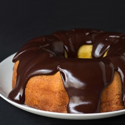 Orange Bundt Cake with Chcocolate