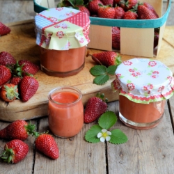 Strawberry Curd