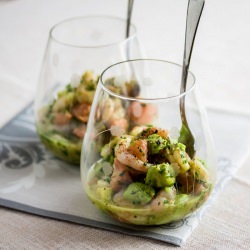 Shrimp, Avocado And Red Grapefruit