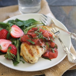 Chicken with Strawberry Basil Sauce