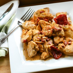 Chicken with Sun-Dried Tomato Sauce