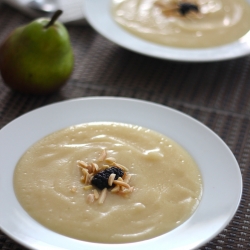 Chilled Pear Ginger Dessert Soup