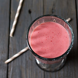 Strawberries and Cream Cocktail