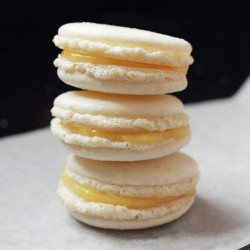 Lemon Macarons with Lemon Curd