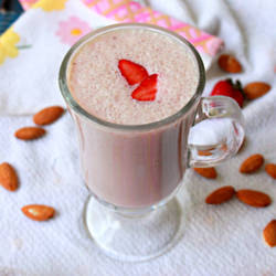 Strawberry Almond Milkshake