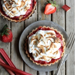 Strawberry Rhubarb Meringue Tarts