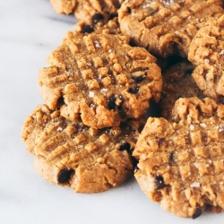 Chocolate-Pretzel Butter Cookies