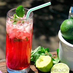 Sparkling Berry Mojito