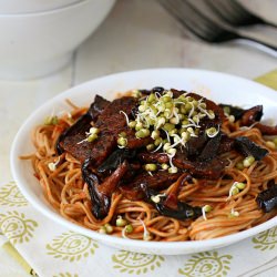 Teriyaki Tempeh Sriracha Soba