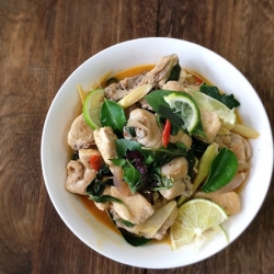 Stir-Fry Tom Yam Chicken