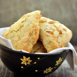 Toasted Almond Scones