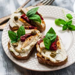 Crostini with Sun-Dried Tomato