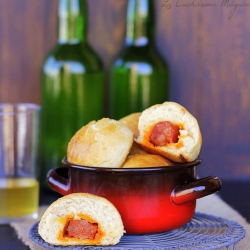 Bread Rolls Filled with Chorizo