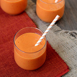 Strawberry Mango Carrot Smoothie