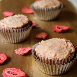 Gluten-Free Strawberry Cupcake