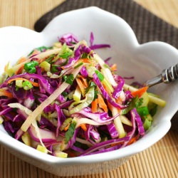 Light Apple ‘n Cabbage Slaw