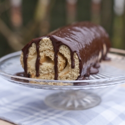 Boston Cream Pie Swiss Roll