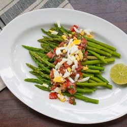 Asparagus with Salsa and Egg