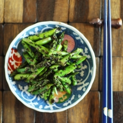 Asparagus with Black Sesame