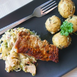 Pork Chops with Creamy Cabbage