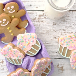 Gingerbread Cupcake Cookies