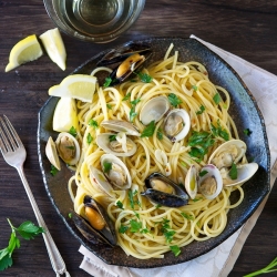 Spaghetti with Clams & Mussels