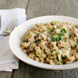 Quinoa & Chickpea Salad w/Tahini