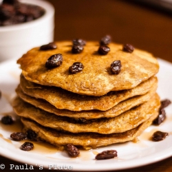 Oatmeal Raisin Cookie Pancakes