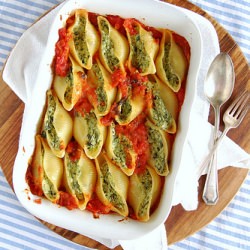 Ricotta and Spinach Stuffed Shells