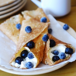 Crepes with Ricotta and Blueberries