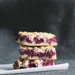 Blackberry Pie Bars