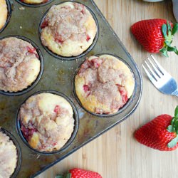 Strawberry Cheesecake Muffins