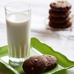 Sorghum Chocolate Peanut Cookies