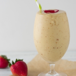 Lucuma Mango Smoothie