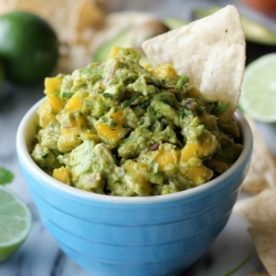 Sriracha Guacamole