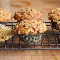 Rhubarb Streusel Muffins