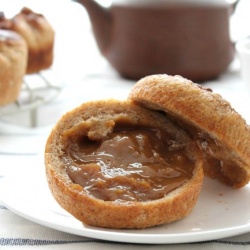 Dulce de Leche Dunking Buns