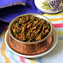 Spinach And Cottage Cheese Curry