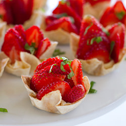 Strawberry Wonton Cups