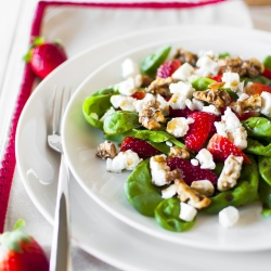 Baby Spinach & Strawberries Salad